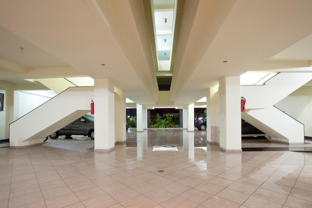 Pondok Taman 828 Hotel Denpasar  Ngoại thất bức ảnh