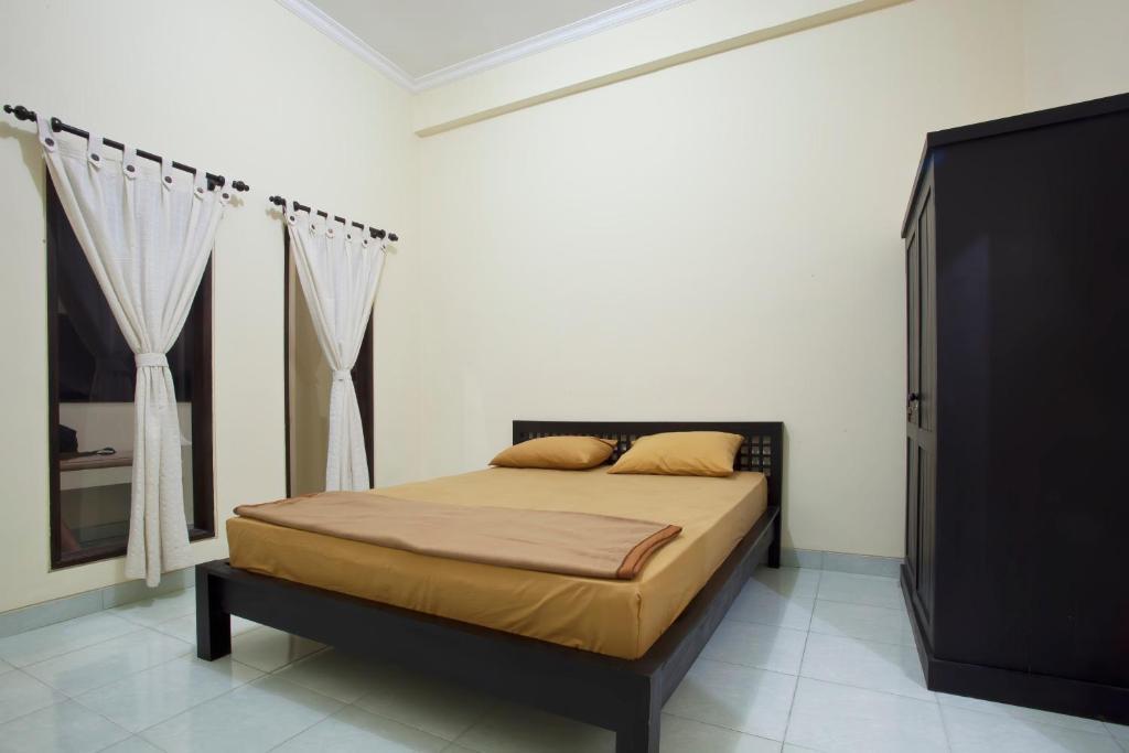 Pondok Taman 828 Hotel Denpasar  Phòng bức ảnh