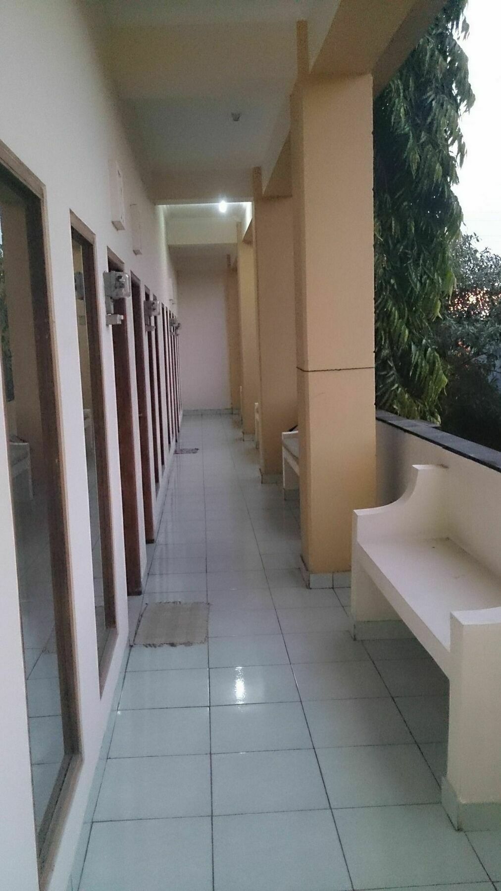 Pondok Taman 828 Hotel Denpasar  Ngoại thất bức ảnh